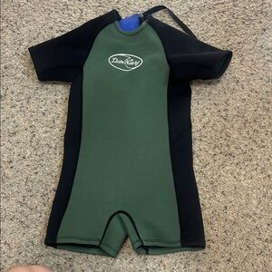 Green and Black Short Sleeve Swimsuit, Kid’s Shortie Wetsuit